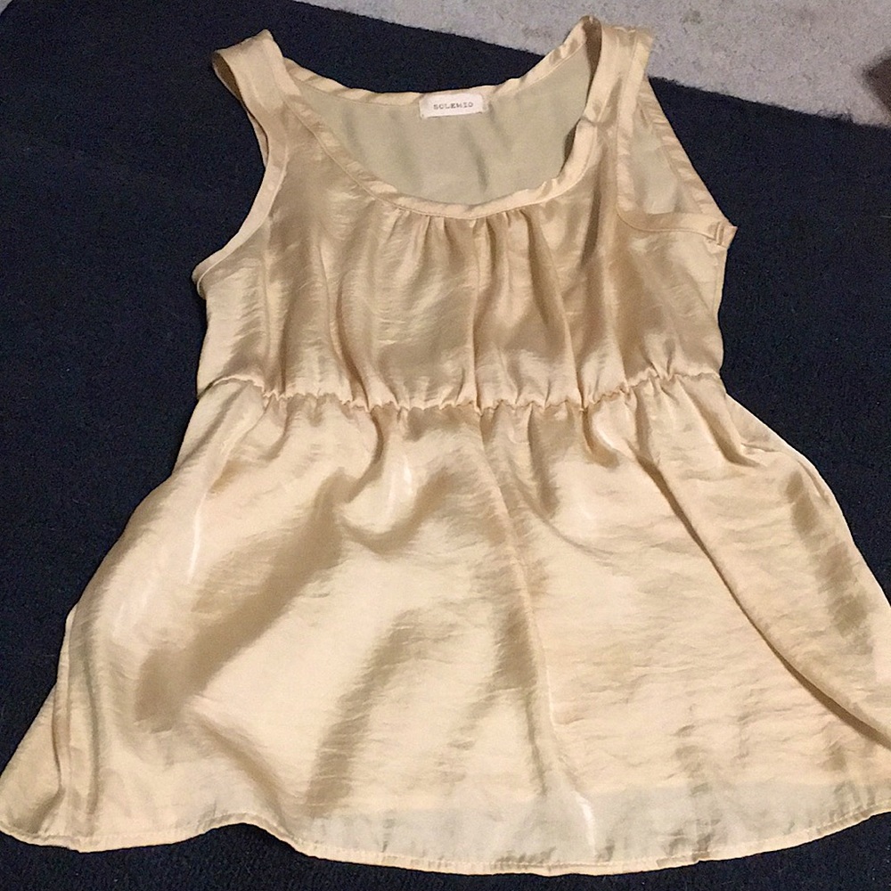 Nude/gold dressy tank